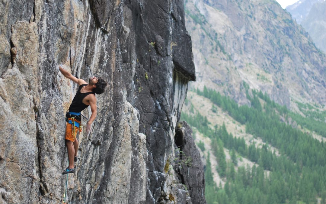OVEREST CLIMBING CLUB