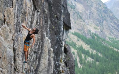 OVEREST CLIMBING CLUB